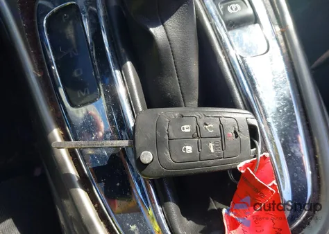 2013 Chevrolet Malibu 1Lt из США, поврежденный, VIN 1G11C5SA8DF179446